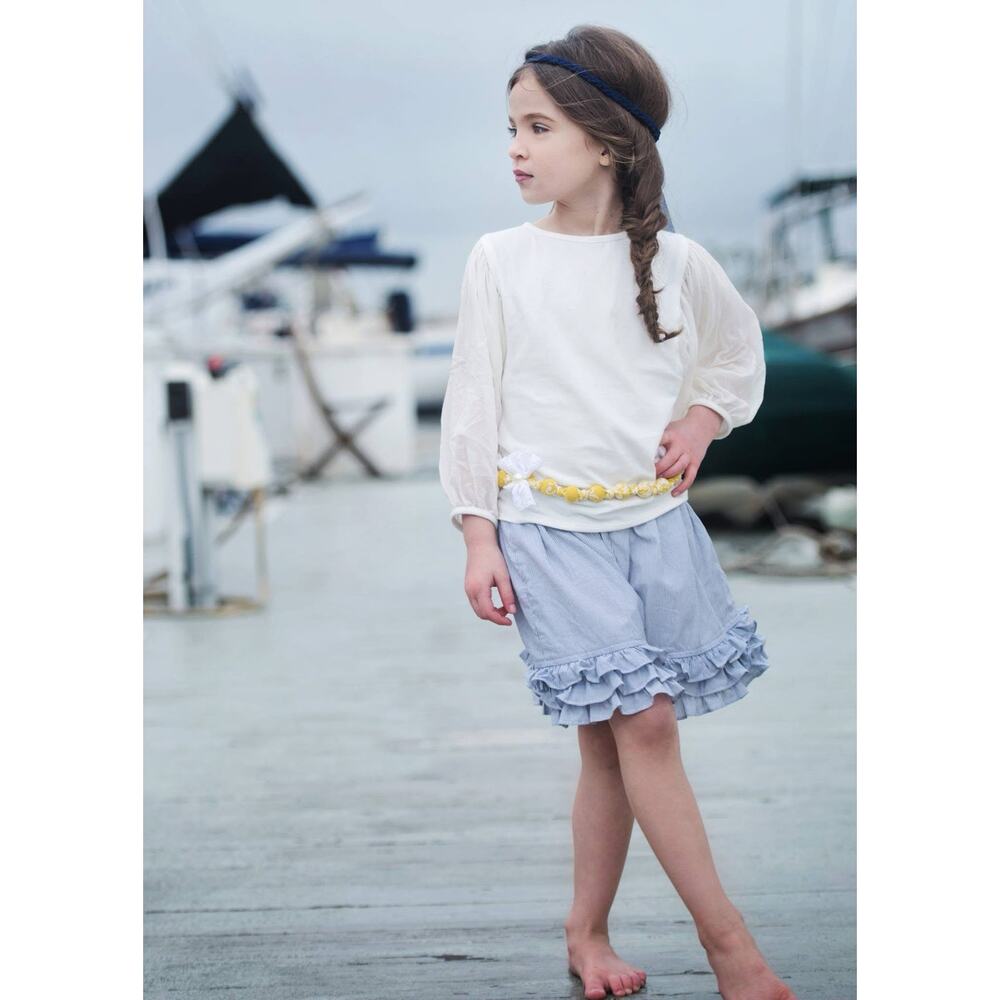 Persnickety ruffle shorts